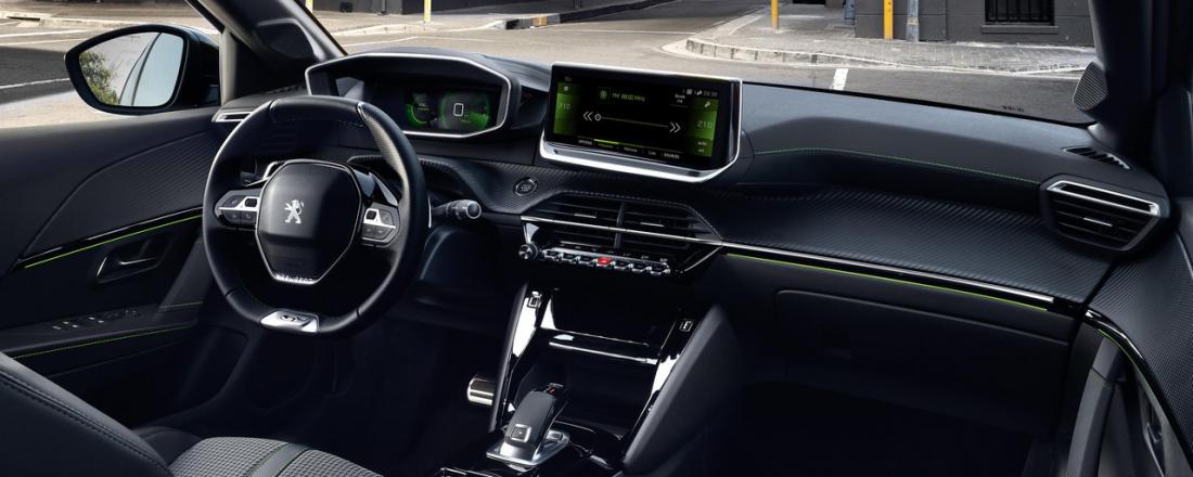 peugeot 208 nová kokpit