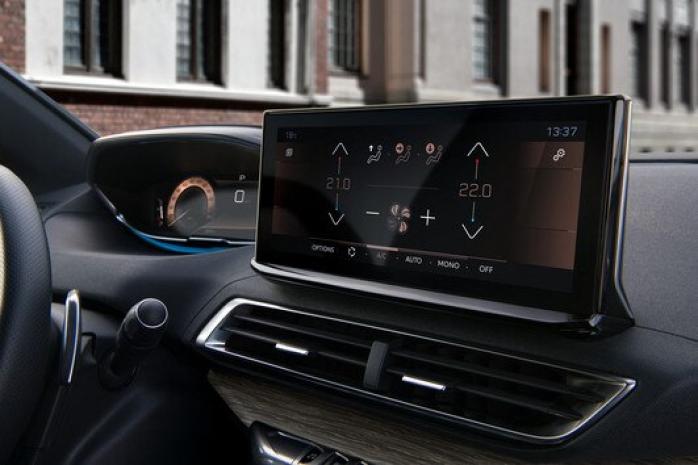 Interiér vozu Peugeot 3008 SUV